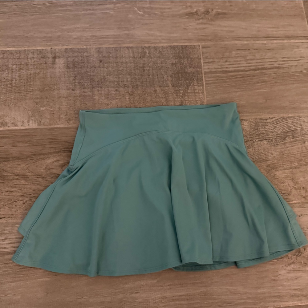 Athletic skort with ruffles